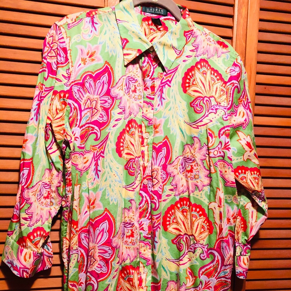 Lauren paisley 3/4 sleeve button up top